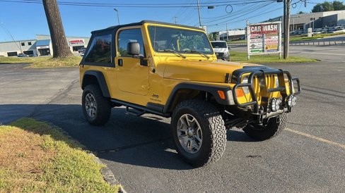 Used 2004 Jeep Wrangler 4WD image 14
