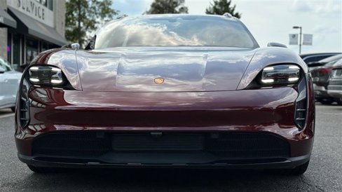 Used 2023 Porsche Taycan 4S image 8