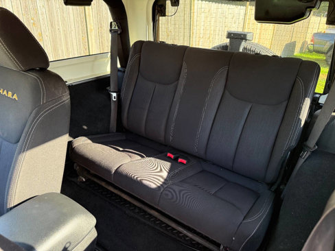 Used 2013 Jeep Wrangler Sahara w/ Connectivity Group image 9