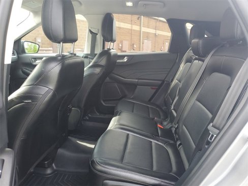 Used 2022 Ford Escape SEL image 32