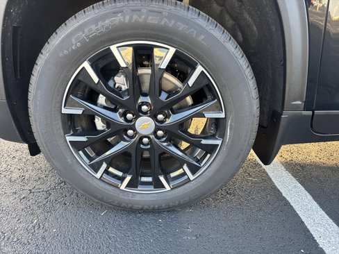 New 2026 Chevrolet Traverse LT w/ Enhanced Driving Package image 5