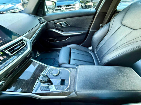 Used 2020 BMW 330i Sedan w/ Convenience Package image 20