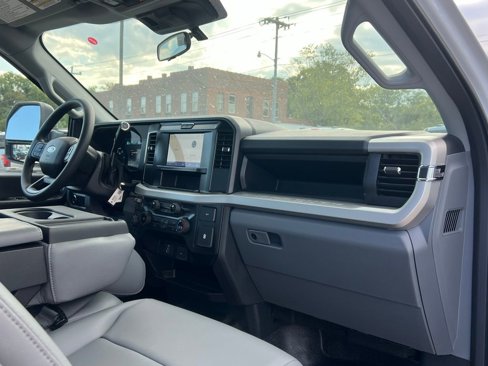 New 2026 Ford F250 XL w/ FX4 Off-Road Package image 21