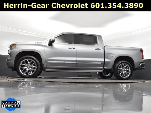 Used 2024 Chevrolet Silverado 1500 High Country w/ High Country Premium Package image 34
