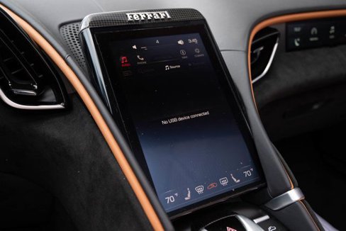 Used 2025 Ferrari Roma Spider image 40