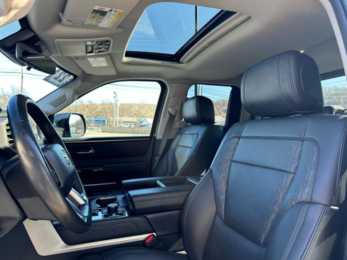 Used 2022 Toyota Tundra Limited image 8