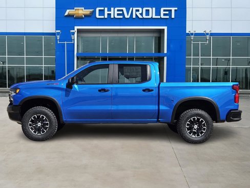 New 2026 Chevrolet Silverado 1500 ZR2 image 3