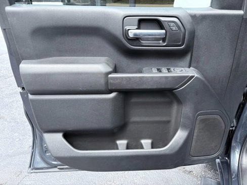 Used 2022 Chevrolet Silverado 1500 Custom image 10