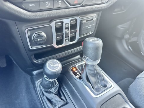 New 2025 Jeep Wrangler Sport S image 20