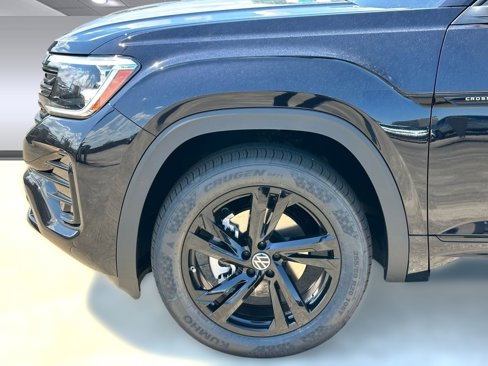 New 2026 Volkswagen Atlas Cross Sport SEL R-Line image 10