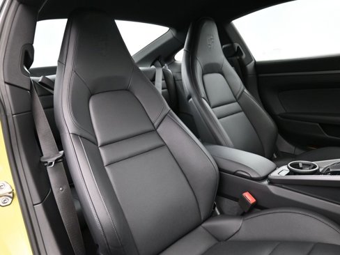 Certified 2025 Porsche 911 Carrera image 27