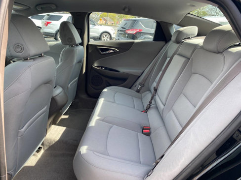 Used 2018 Chevrolet Malibu LS image 20