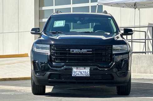 Used 2023 GMC Acadia SLE w/ Elevation Edition image 8
