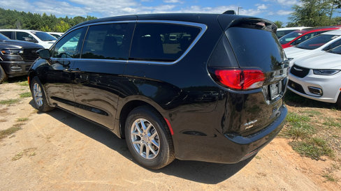 New 2026 Chrysler Voyager LX image 10