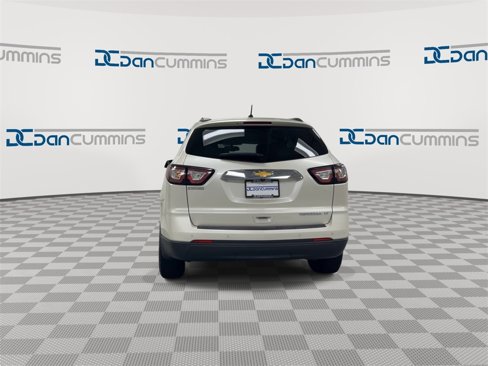 Used 2014 Chevrolet Traverse LT image 7