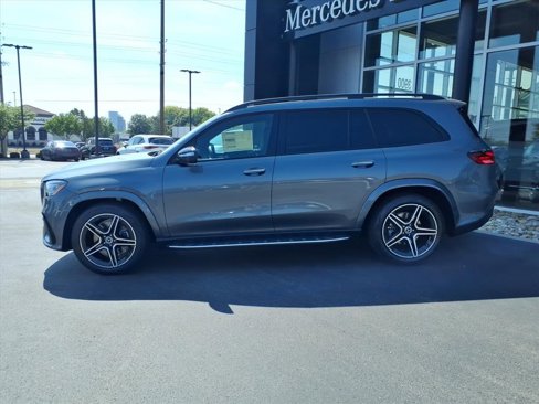 New 2026 Mercedes-Benz GLS 450 4MATIC image 3