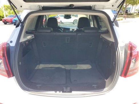 Used 2019 Buick Encore Preferred w/ Safety Package image 13