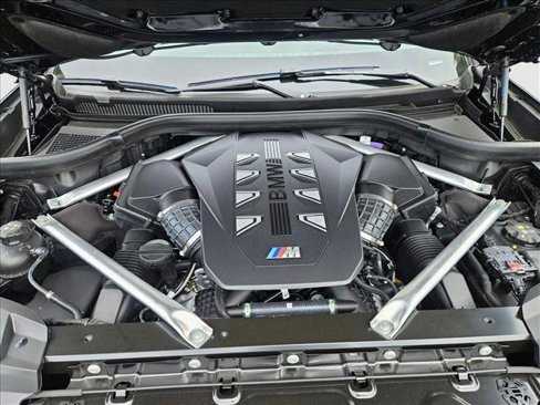 New 2026 BMW X7 M60i w/ Executive Package image 16