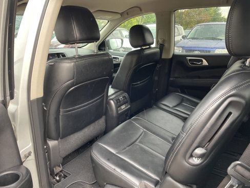 Used 2017 Nissan Pathfinder SL image 12