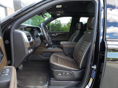 Used 2025 GMC Yukon Denali Ultimate image 34