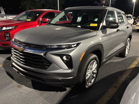 Used 2026 Chevrolet TrailBlazer LS image 2