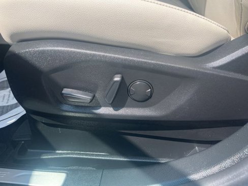 Used 2024 Ford Edge Titanium w/ Titanium Elite Package image 22
