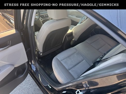 Used 2018 Hyundai Elantra Value Edition w/ Cargo Package image 28