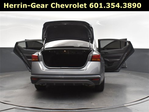 Used 2024 Nissan Altima 2.5 SV image 44