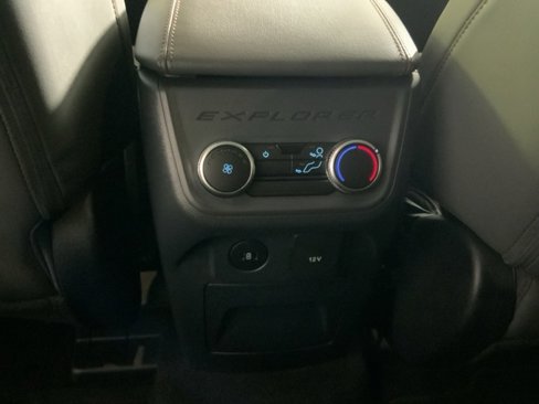 New 2025 Ford Explorer Active w/ Active Comfort Package image 32
