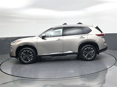 New 2026 Nissan Rogue Platinum image 8