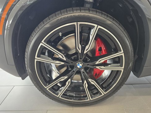 New 2026 BMW X5 M60i w/ Executive Package image 30