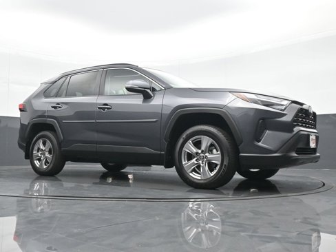 Used 2023 Toyota RAV4 XLE image 23