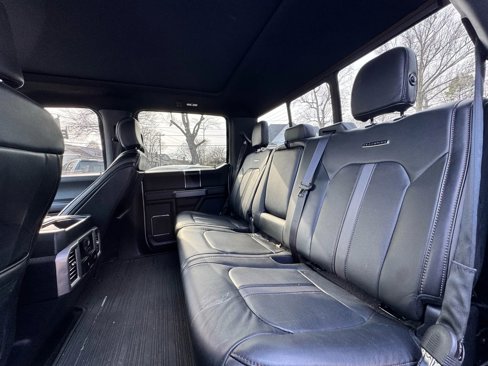 Used 2019 Ford F150 Platinum w/ Equipment Group 701A Luxury image 21