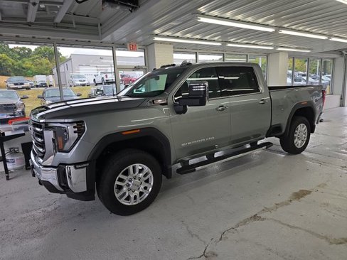 Certified 2024 GMC Sierra 2500 SLT w/ SLT Premium Package image 2