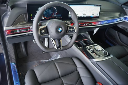 New 2026 BMW 740i w/ Premium Package image 13