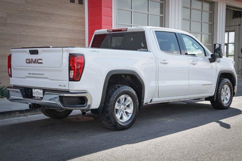 Used 2023 GMC Sierra 1500 SLE w/ Preferred Package image 3
