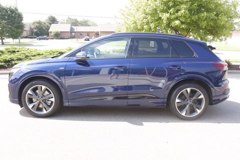 New 2025 Audi Q4 e-tron Premium Plus image 8