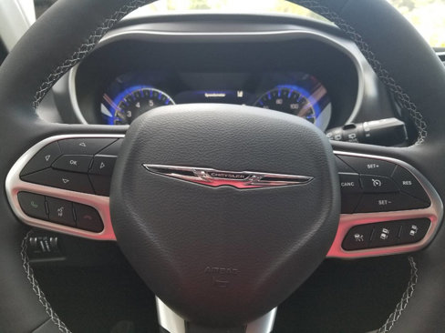 New 2026 Chrysler Pacifica Select image 32