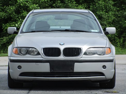 Used 2002 BMW 325i Sedan image 2