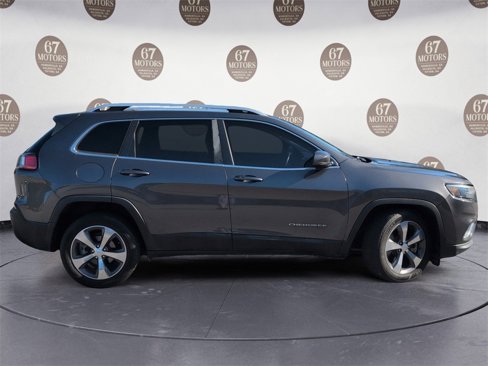 Used 2020 Jeep Cherokee Limited image 3