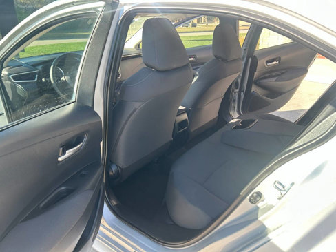 Used 2021 Toyota Corolla LE w/ Carpet Mat Package (TMS) image 31