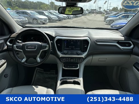 Used 2023 GMC Acadia SLT image 15