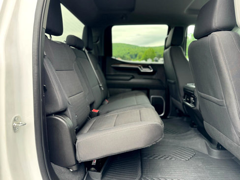 Used 2024 Chevrolet Silverado 1500 RST image 30