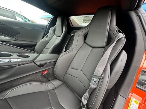 New 2026 Chevrolet Corvette Stingray Convertible w/ Z51 Performance Package image 14