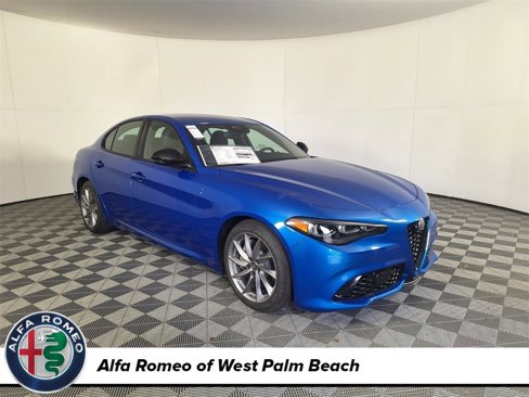 New 2025 Alfa Romeo Giulia image 1