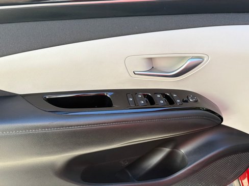 Used 2022 Hyundai Tucson SEL w/ Convenience Package image 11