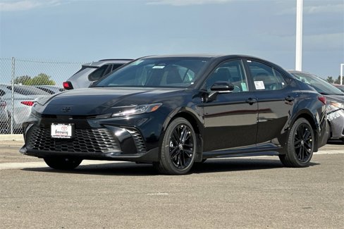 New 2026 Toyota Camry SE image 8