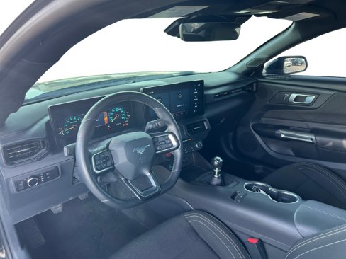 Used 2024 Ford Mustang GT image 9