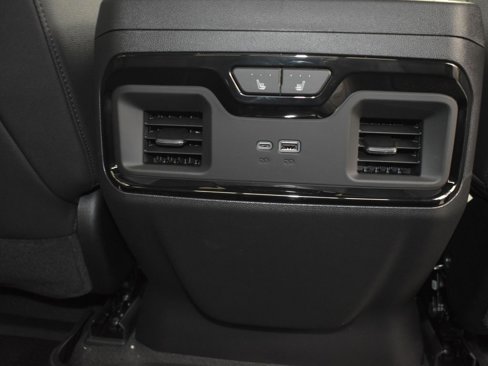 New 2026 Chevrolet Silverado 1500 ZR2 image 17