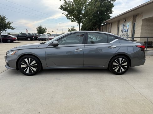 Used 2021 Nissan Altima 2.5 SV image 4
